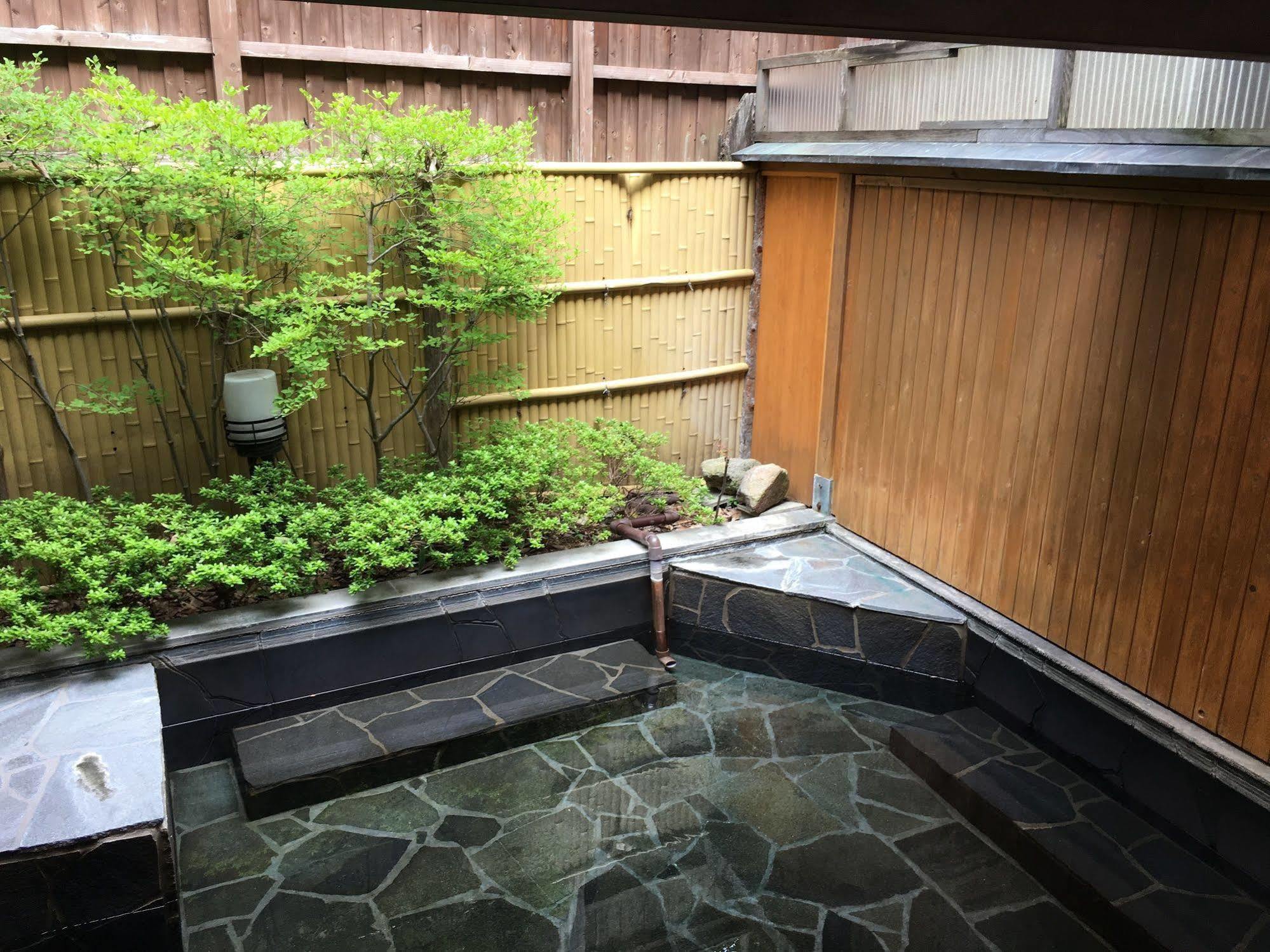 Enokiya Ryokan Yufu Exterior foto
